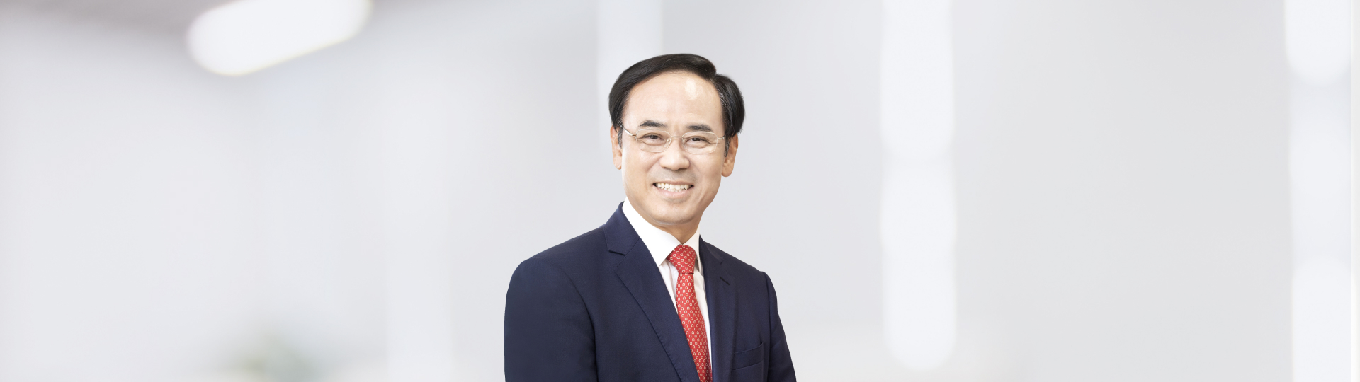 Lee Yong-bae, CEO of Hyundai Rotem